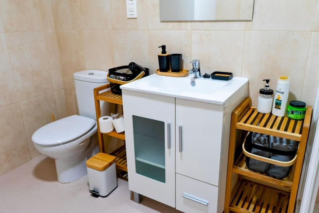 Alma Maritima Apartment Malaga Bagian luar foto